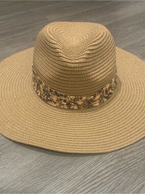 Marcus Adler | Wide-Brim Tan Straw Hat with Floral Band | OS